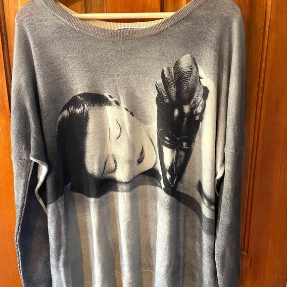 Printed Artworks: Man Ray Noire et Blanche Sweater - Picture 1 of 4